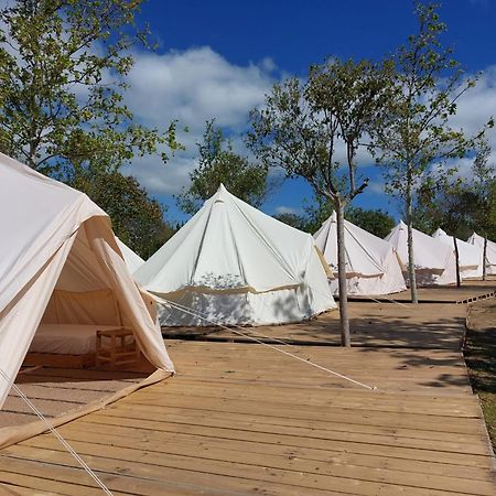 Bungalows Zaragoza Camping Esterno foto